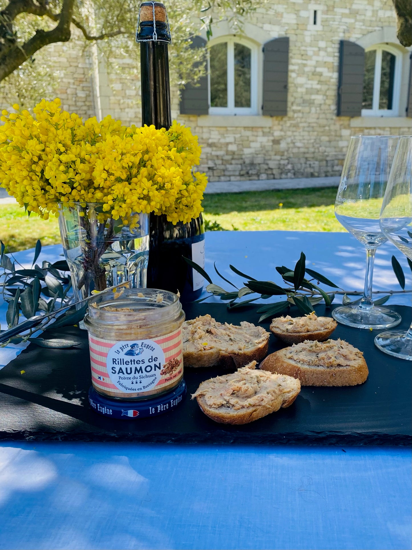 Lachs-Rillettes mit Szechuanpfeffer